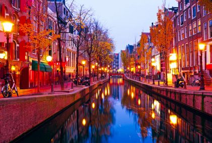 Квартал Красных фонарей в Амстердаме будут перекрывать