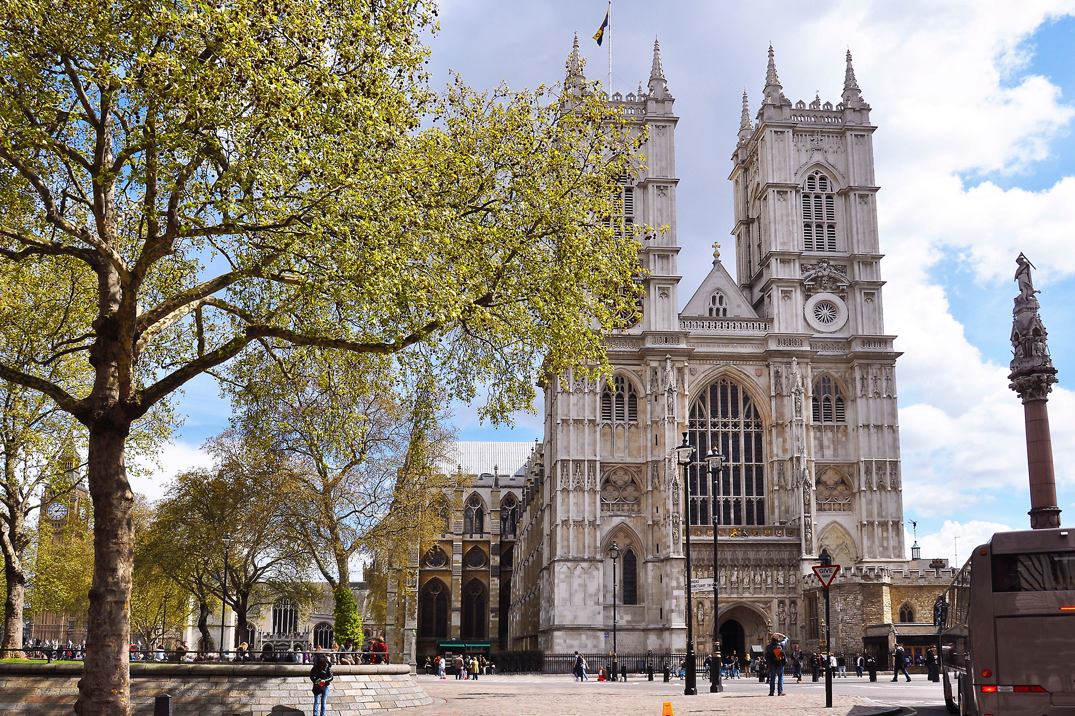 Westminster Abbey outside