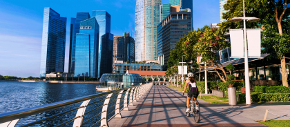 В Сингапуре ввели запрет на передвижение на электросамокатах по тротуарам