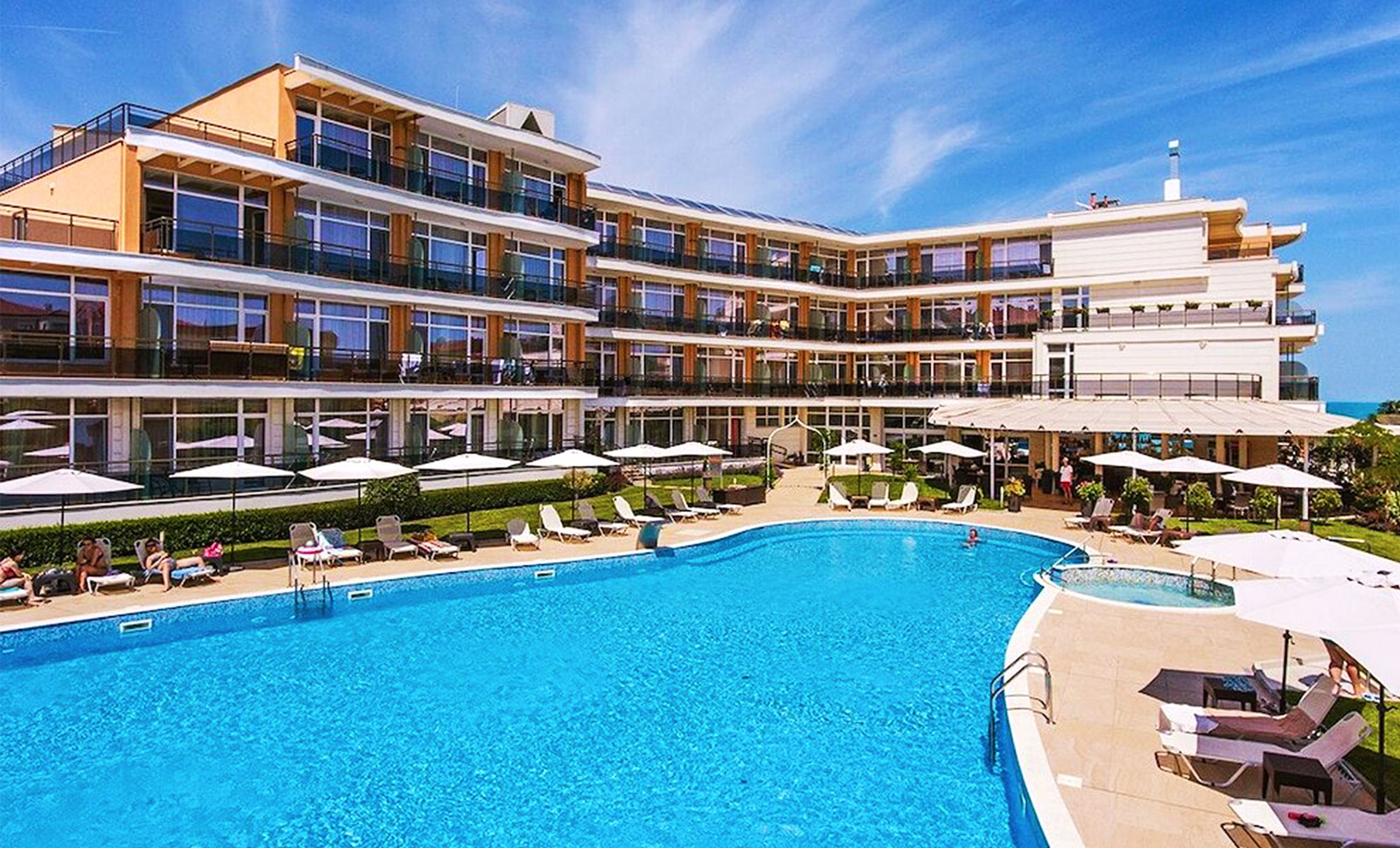 Отели в Болгарии: сколько стоит отдых на курортах страны