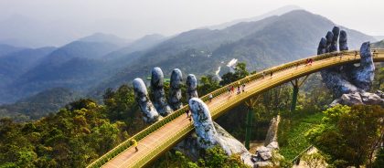 Во Вьетнаме открыли самый длинный в мире стеклянный мост