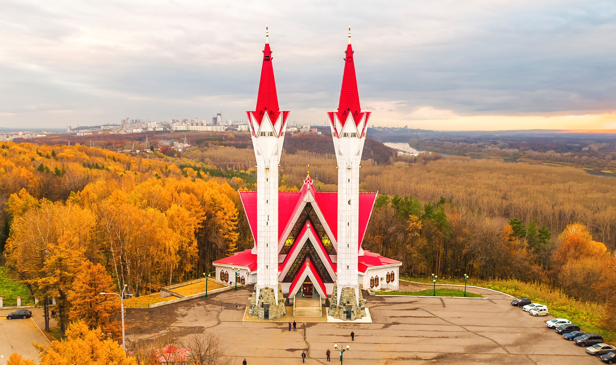 Достопримечательности башкортостана. Уфимская мечеть Ляля тюльпан. Мечеть-медресе «Ляля-тюльпан». Мечеть Ляля тюльпан Уфа. Уфимская мечеть-медресе 