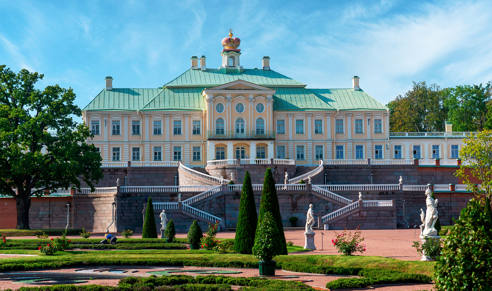 Самые красивые дворцы и парки: гид по пригородам Санкт-Петербурга