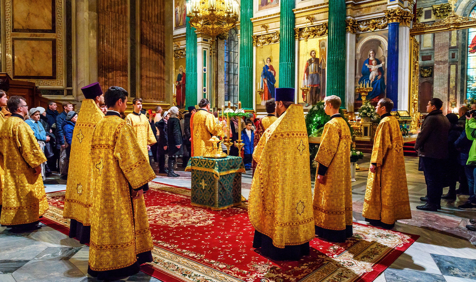 Исаакиевский собор в Санкт-Петербурге