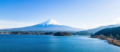 На гору Фудзи в Японии теперь можно попасть только за плату