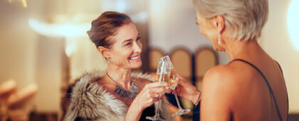 Новый год в отеле: 12 праздничных программ в Санкт-Петербурге