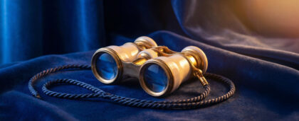 Артхаусный Чехов, три поросёнка и Шерлок Холмс: 10 интересных премьер театрального сезона в Москве